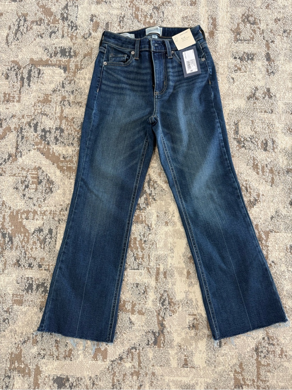 NWT Womens High Rise Kick-Flare Jeans - Size 2 Short / 2S